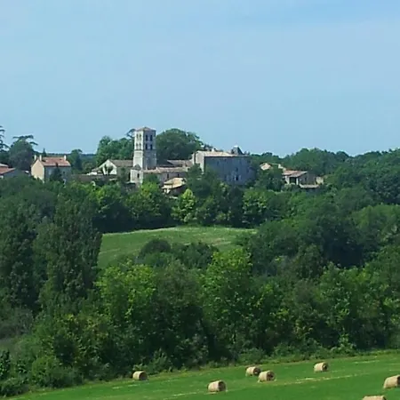 Couette-café Château De Sers *