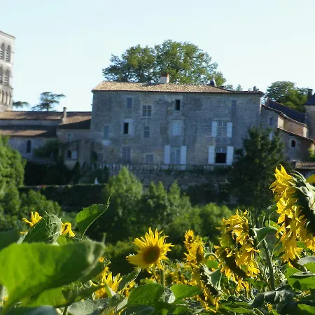 Couette-café Château De Sers *