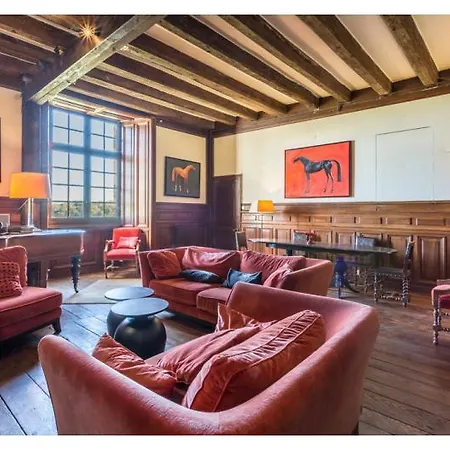 Château De Sers Couette-café *