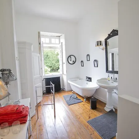 Bed & Breakfast Chateau De Sers *
