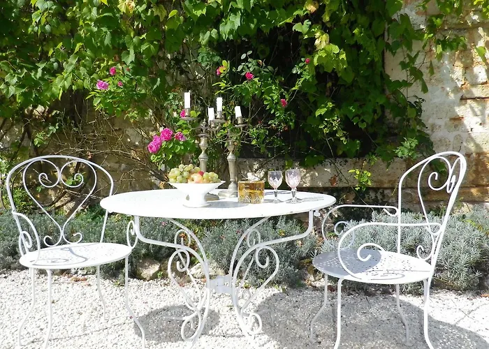 Chateau De Sers * Sers (Charente)