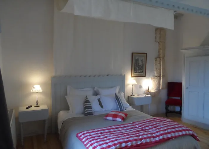 Chateau De Sers Sers (Charente)