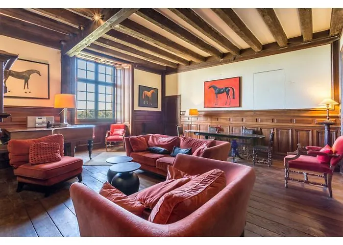 Chateau De Sers Bed and Breakfast *